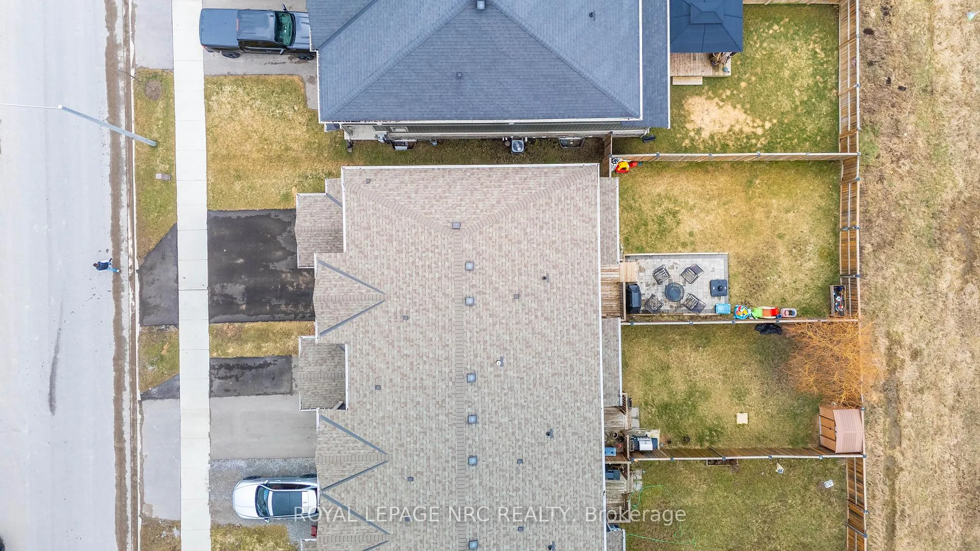 Photo 4 of 43 Wilkerson Street, Thorold, Hurricane/Merrittville — HOMEH