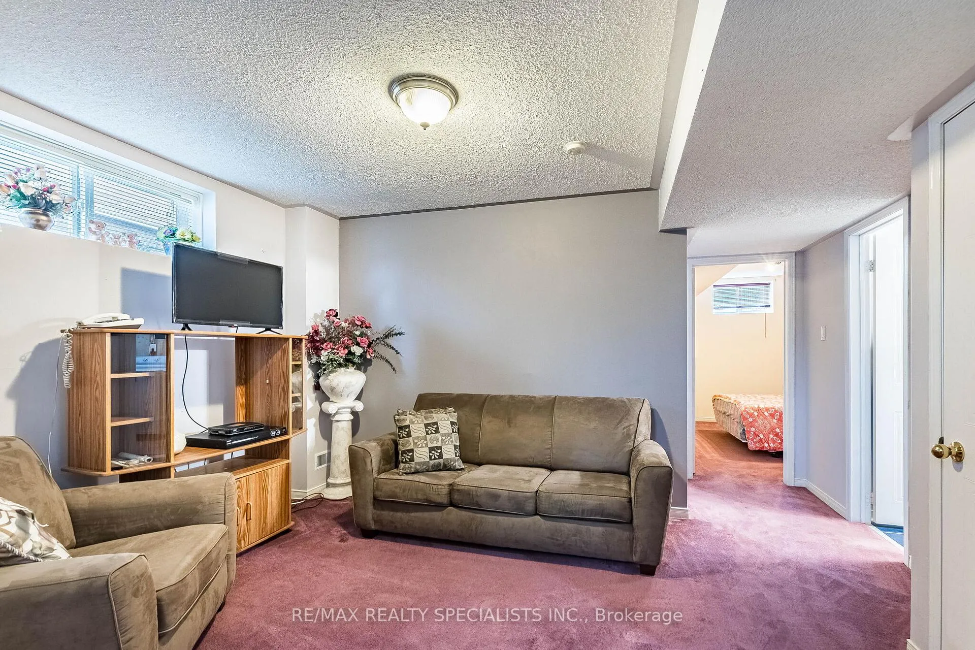 Photo 30 of 48 Saddletree Trail, Brampton, Brampton West — HOMEH