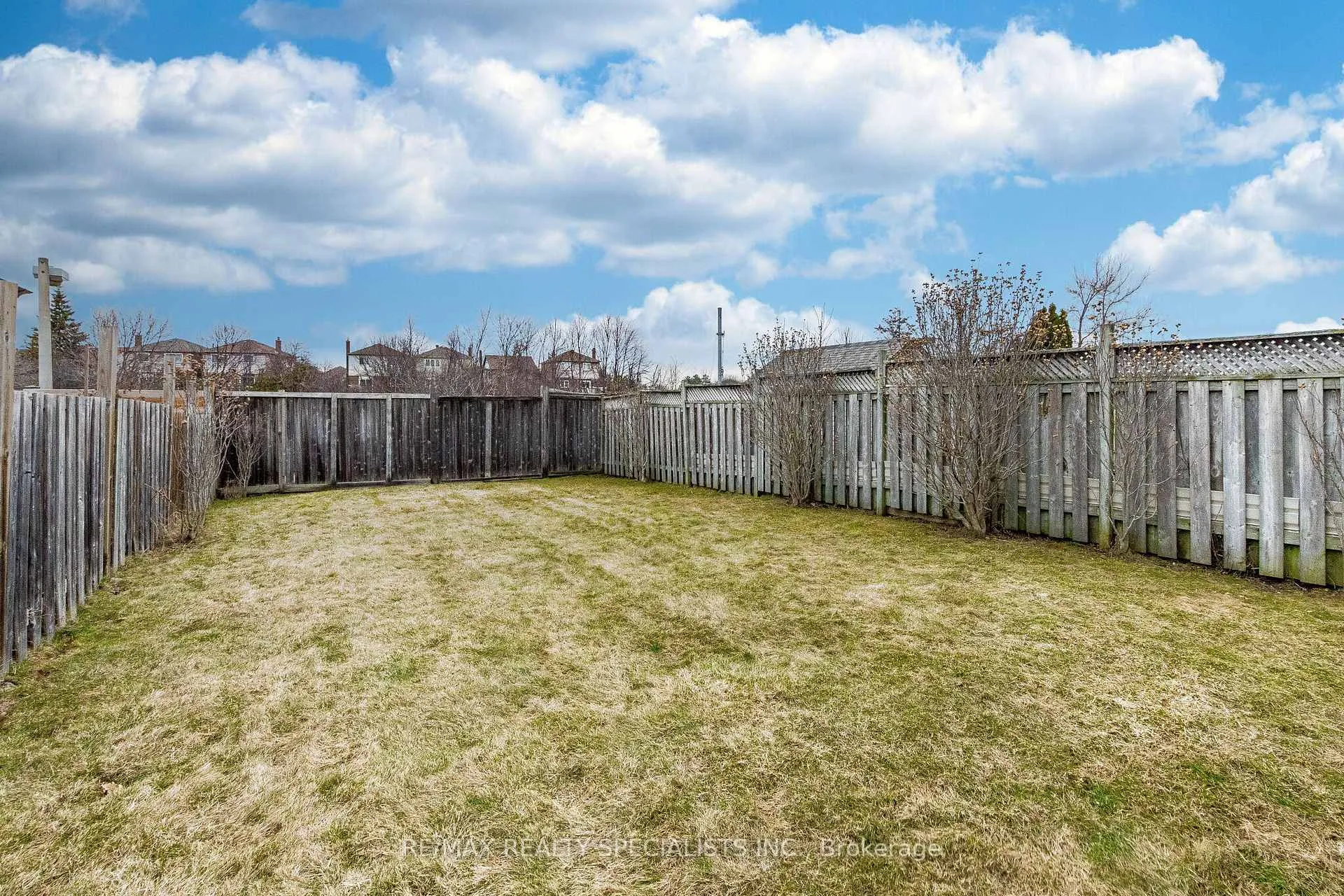 Photo 43 of 48 Saddletree Trail, Brampton, Brampton West — HOMEH