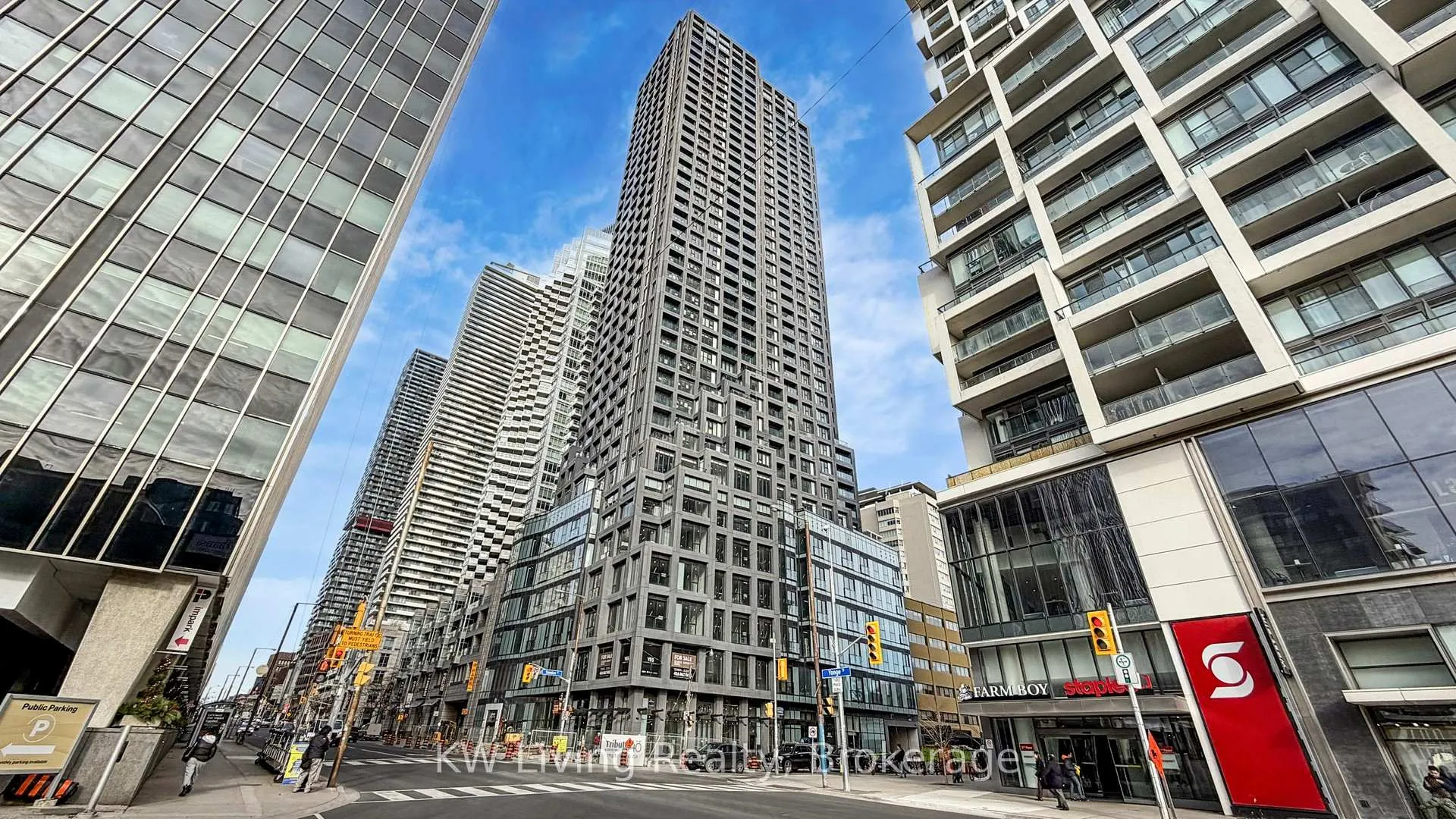 Front of Unit 1805, 20 Soudan Avenue