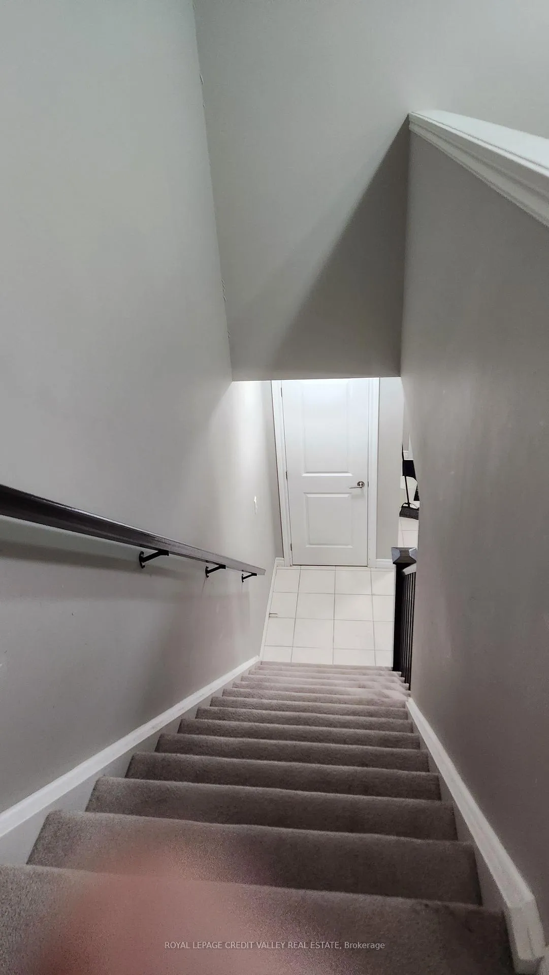 Photo 2 of 984 Wright Drive, Midland — HOMEH