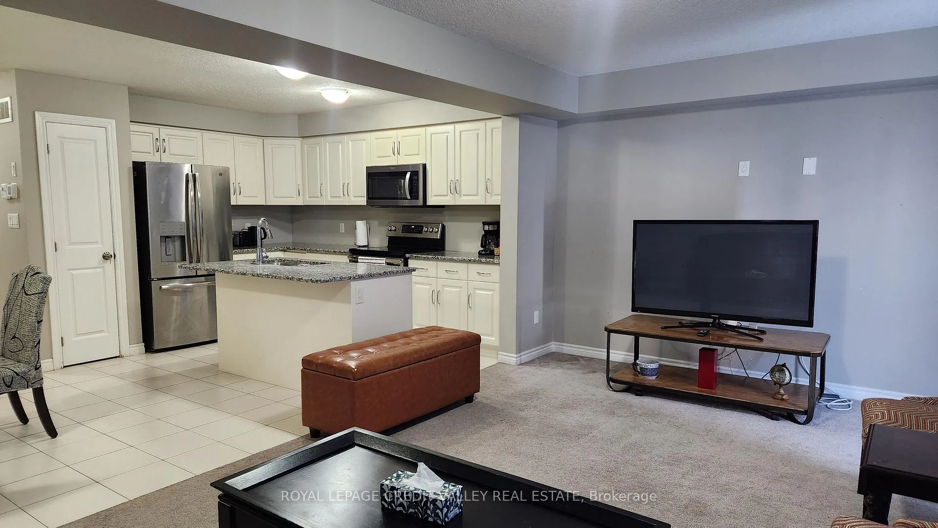 Photo 5 of 984 Wright Drive, Midland — HOMEH