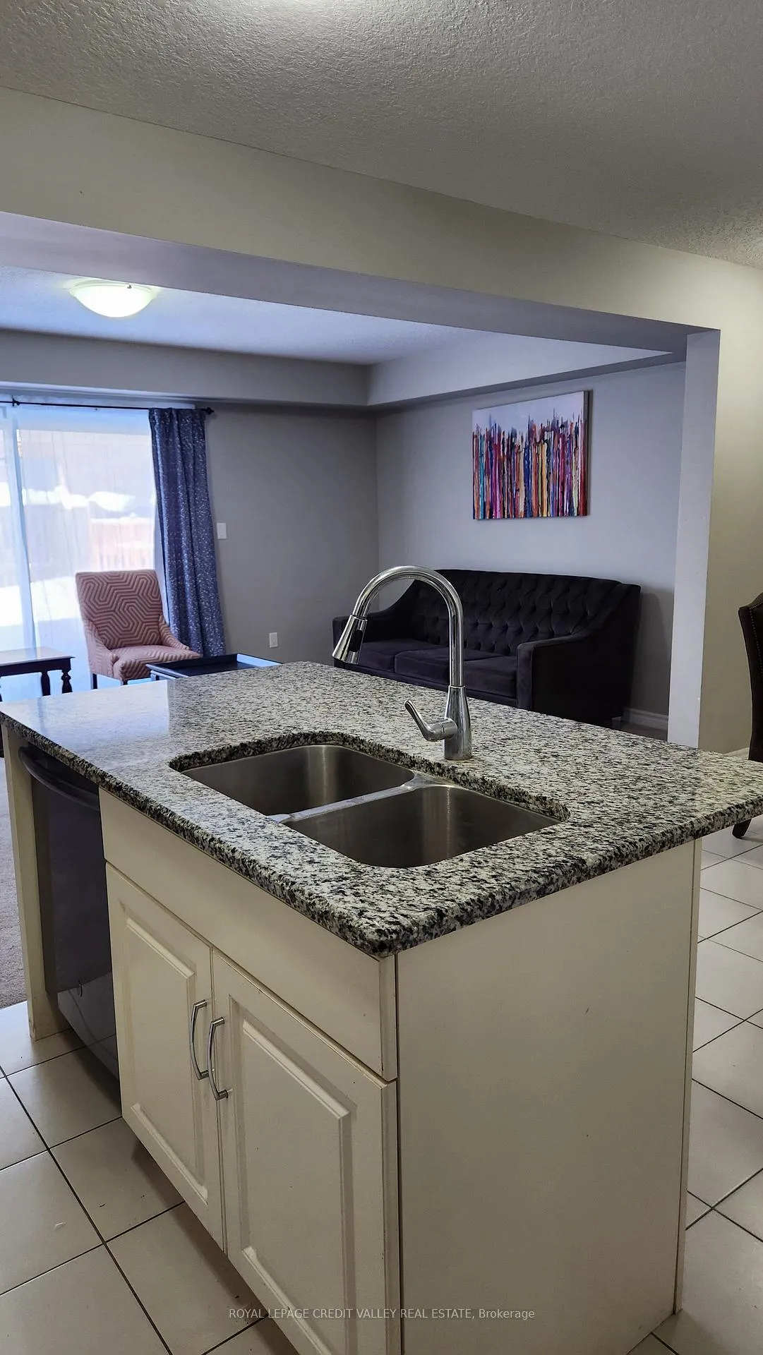 Photo 21 of 984 Wright Drive, Midland — HOMEH