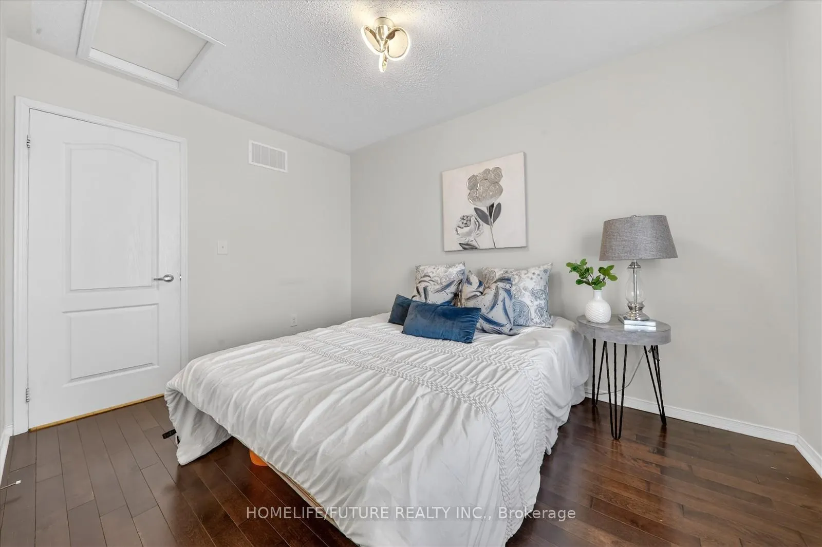 Photo 33 of 84 Quarrie Lane, Ajax, Northeast Ajax — HOMEH