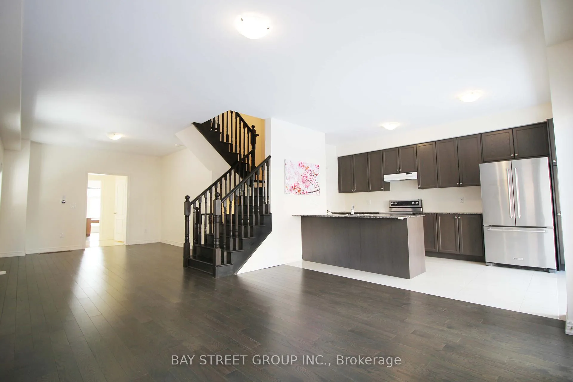 Photo 6 of 3903 Tufgar Crescent, Burlington, Alton — HOMEH