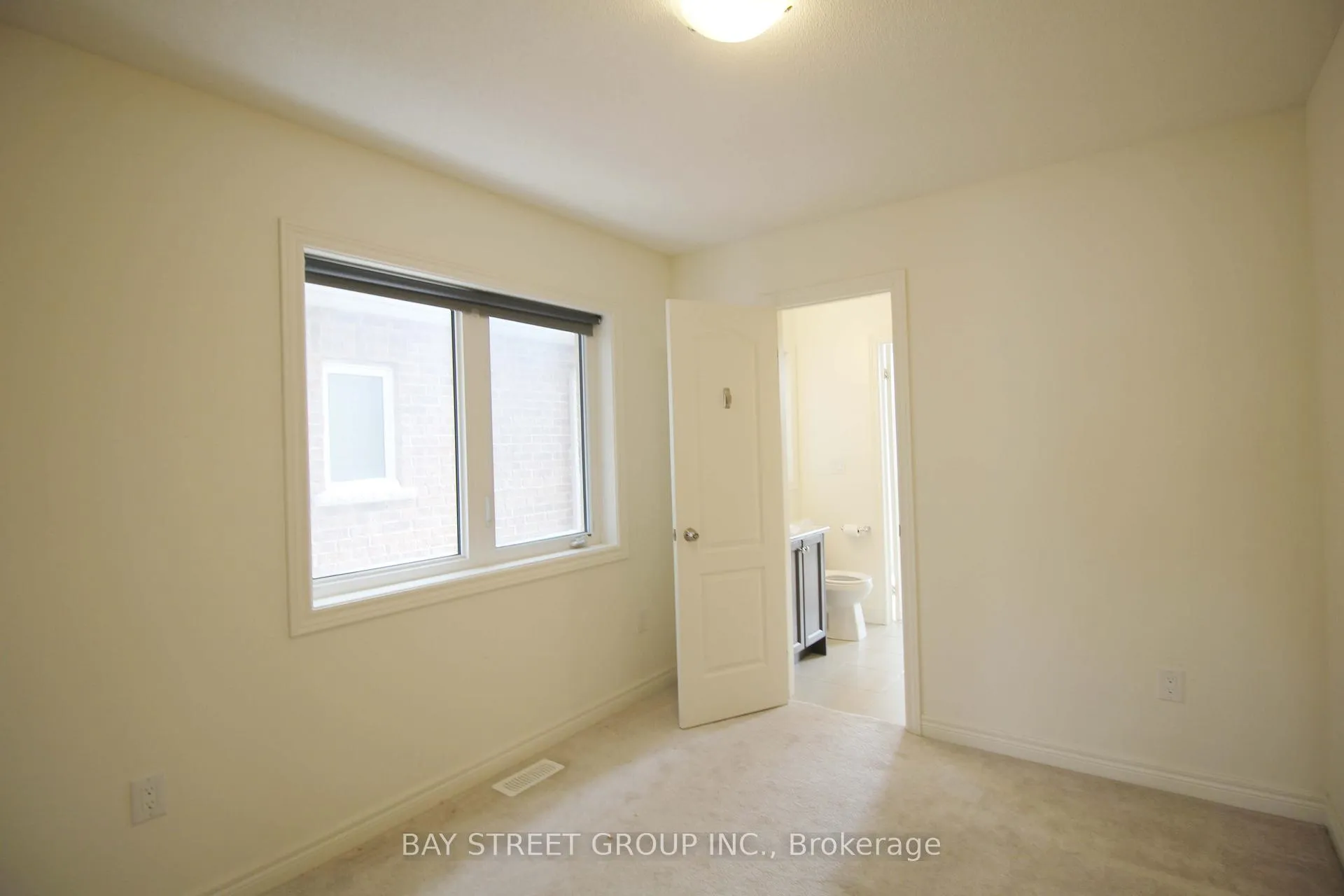 Photo 16 of 3903 Tufgar Crescent, Burlington, Alton — HOMEH