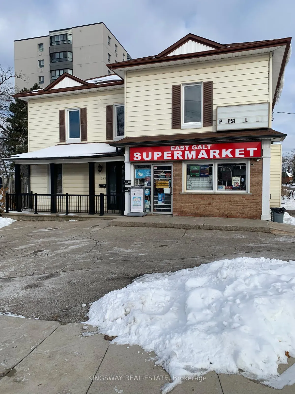 Front of 174 Main Street