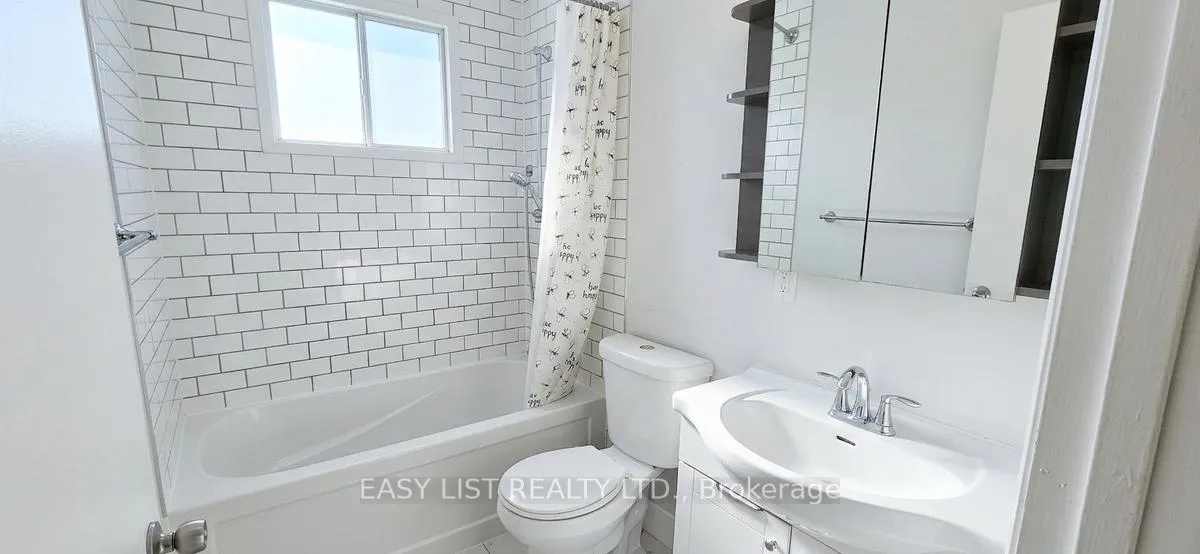 Photo 21 of 1320 Odessa Crescent, Oakville, College Park — HOMEH