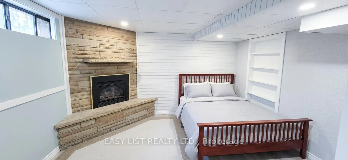 Photo 22 of 1320 Odessa Crescent, Oakville, College Park — HOMEH