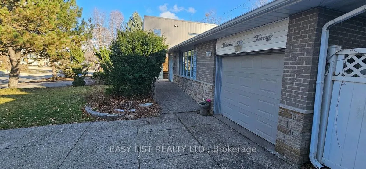 Photo 28 of 1320 Odessa Crescent, Oakville, College Park — HOMEH