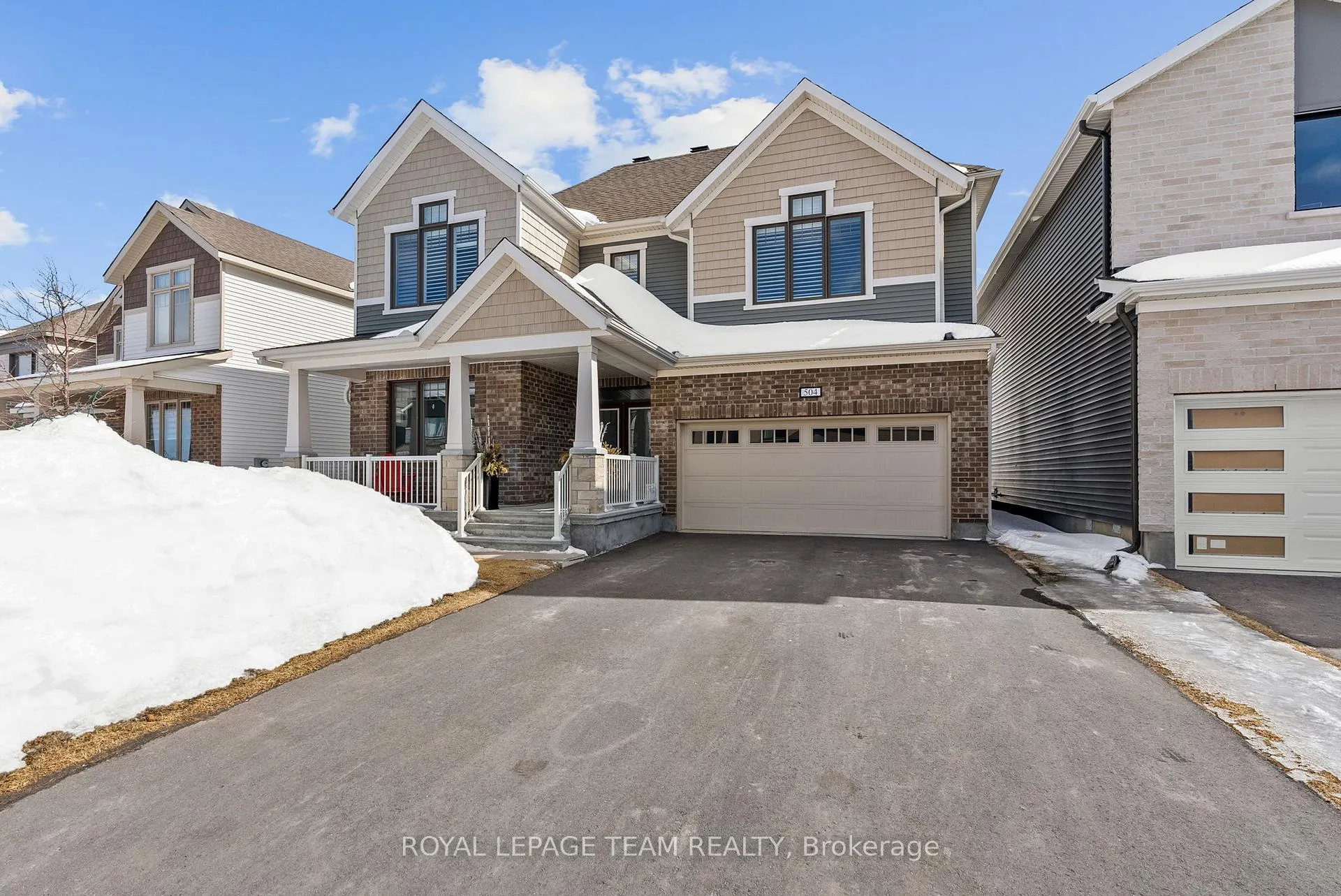 Front of 504 Arosa Way