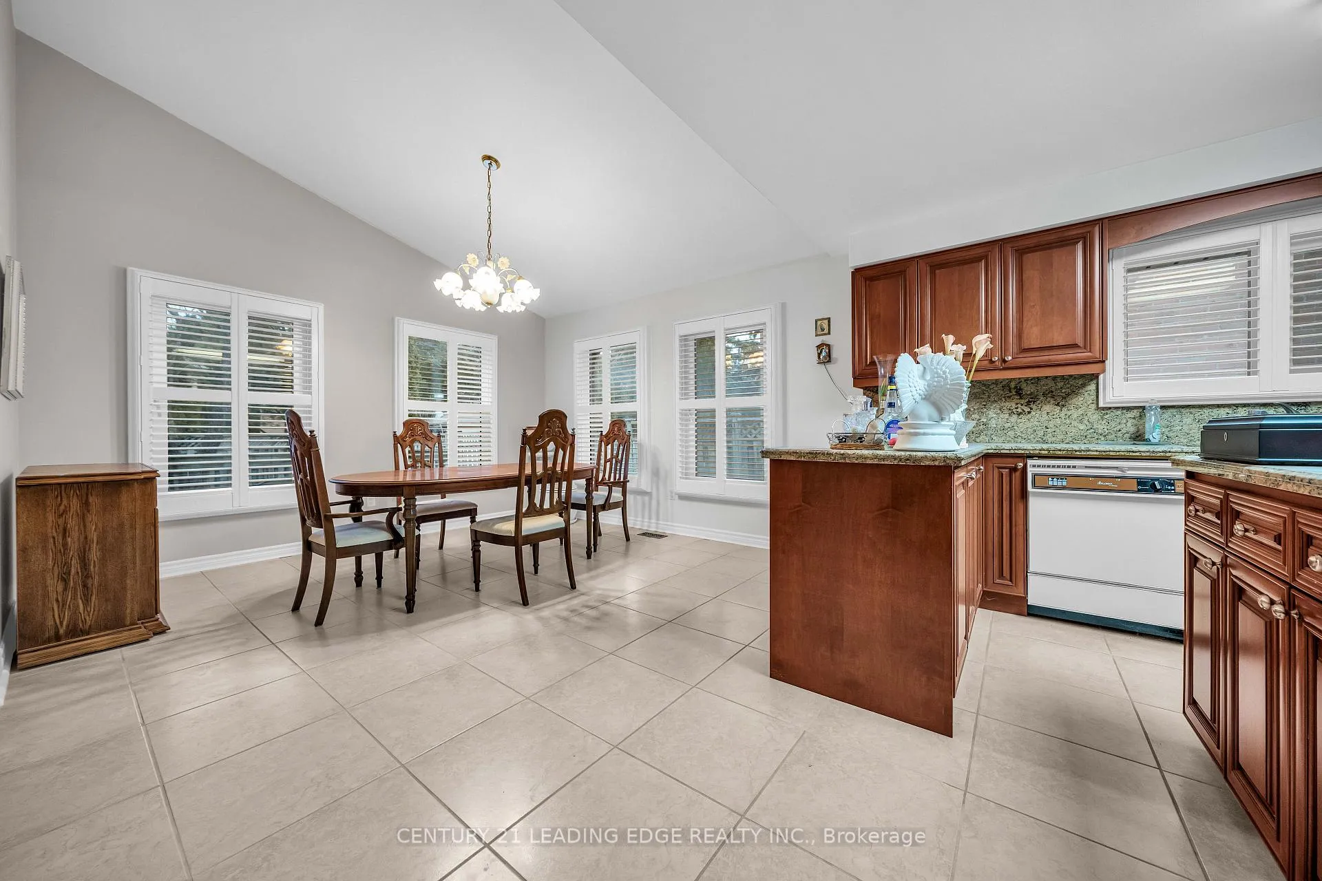 Photo 22 of 49 Kerrigan Crescent, Markham, Unionville — HOMEH