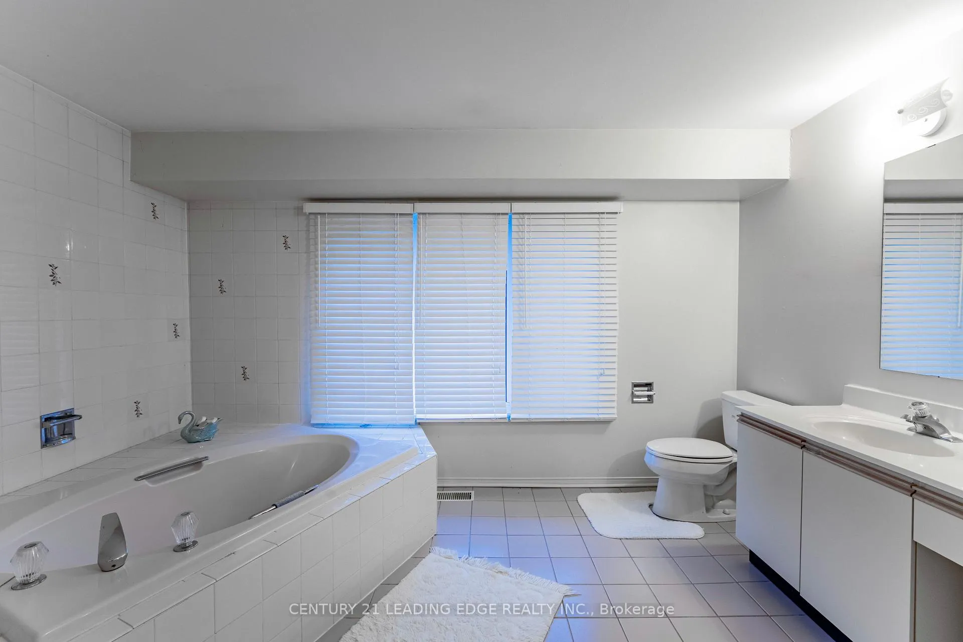 Photo 36 of 49 Kerrigan Crescent, Markham, Unionville — HOMEH