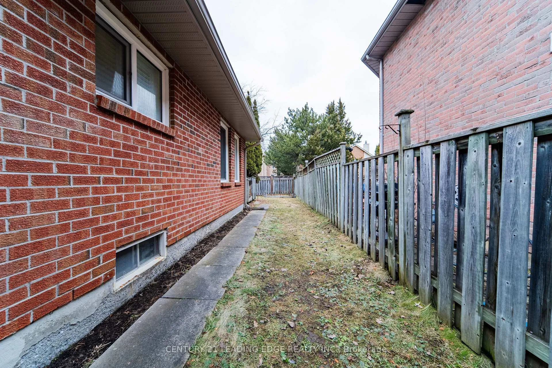 Photo 41 of 49 Kerrigan Crescent, Markham, Unionville — HOMEH