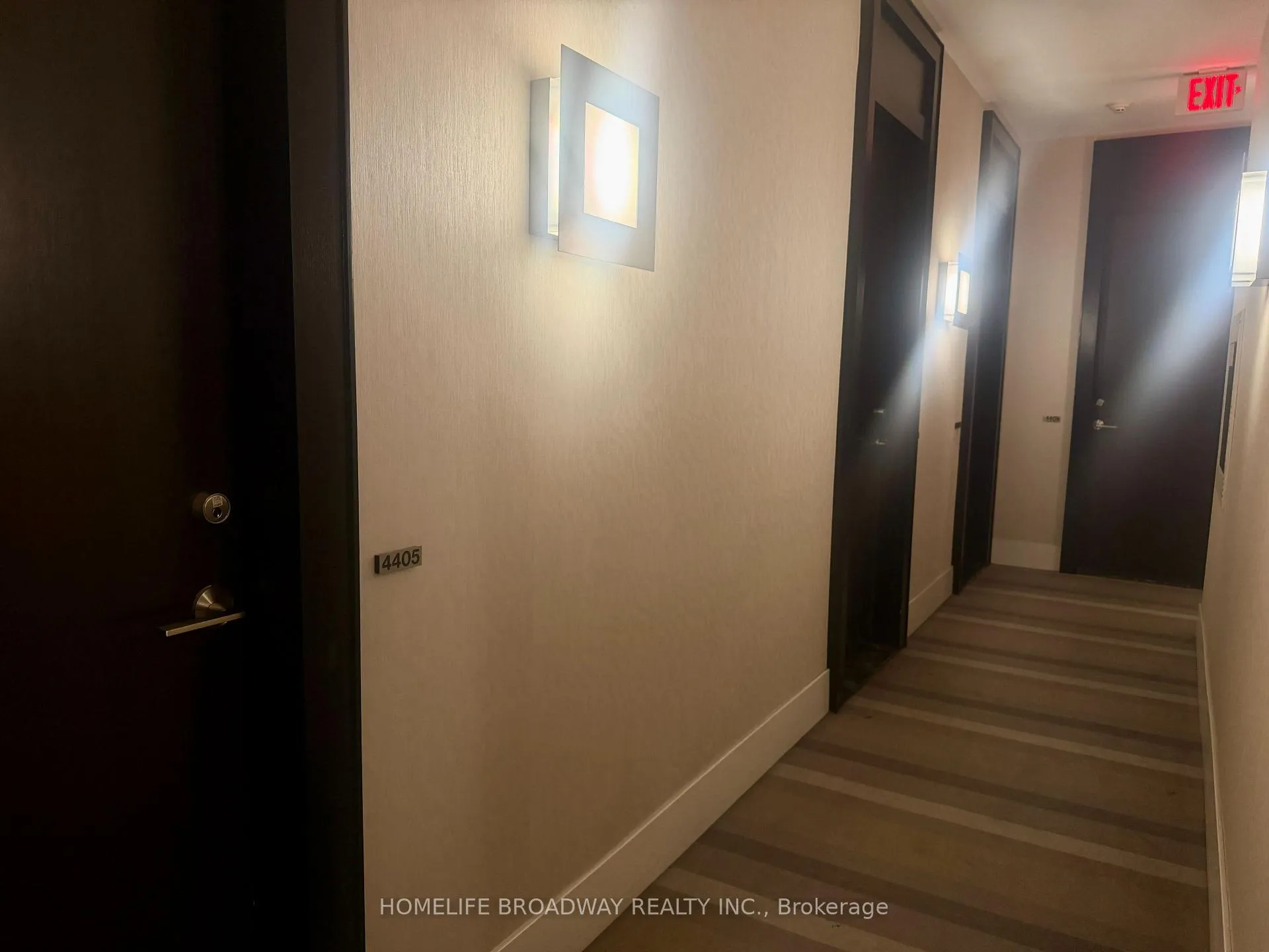 Photo 4 of Unit 4406, 33 Charles Street E, Toronto, Church-Yonge Corridor — HOMEH
