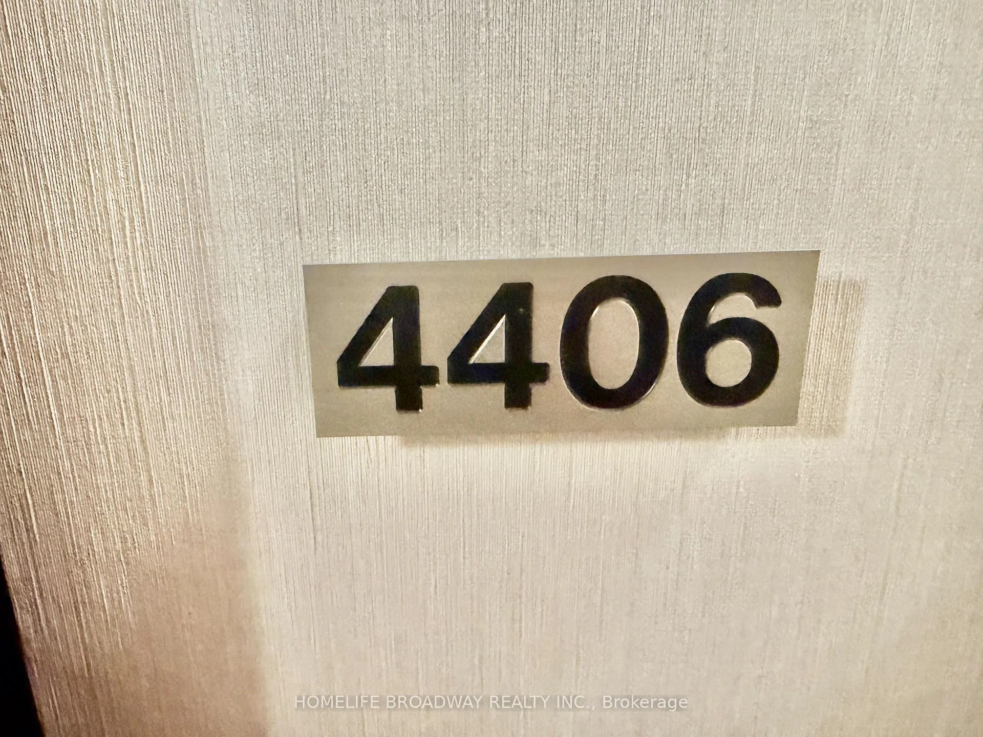 Photo 5 of Unit 4406, 33 Charles Street E, Toronto, Church-Yonge Corridor — HOMEH