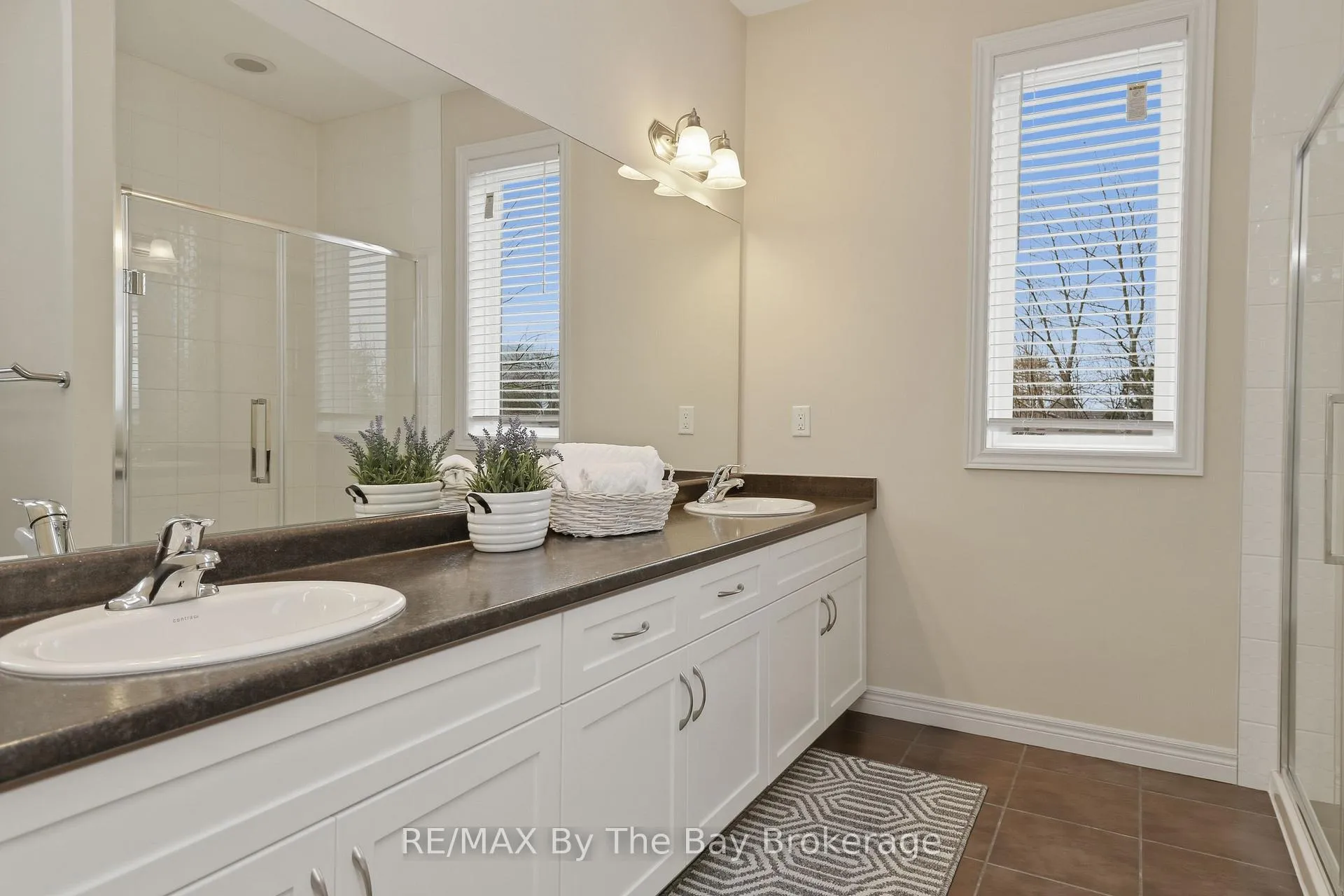 Photo 10 of 126 Delphi Lane, Blue Mountains — HOMEH