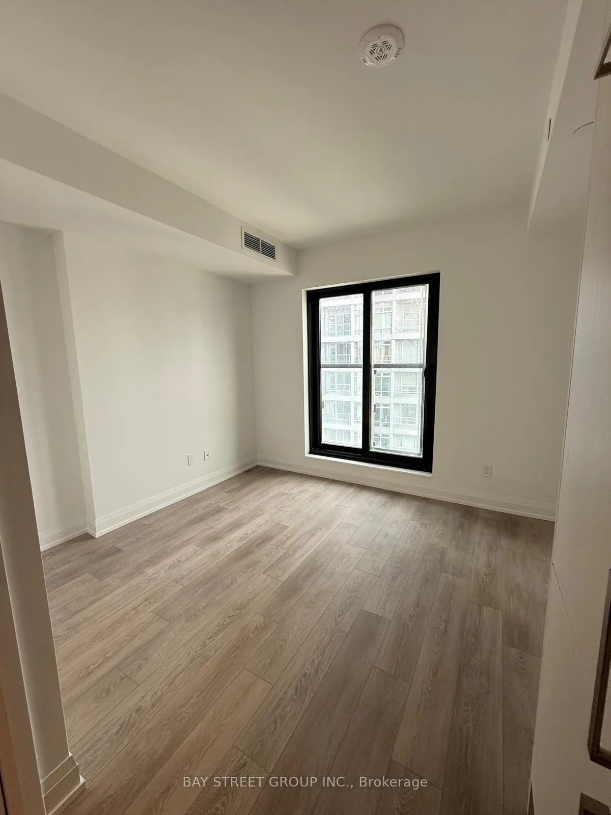 Photo 10 of Unit 2501, 20 Soudan Avenue, Toronto, Mount Pleasant West — HOMEH