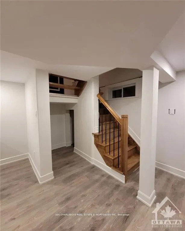 Photo 3 of Unit B, 814 Smyth Road, Ottawa, Elmvale Acres — HOMEH