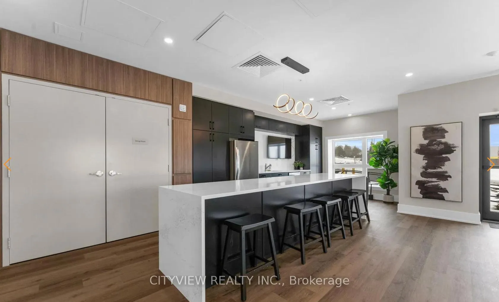 Photo 3 of Unit 609, 1000 Lackner Pl, Kitchener — HOMEH