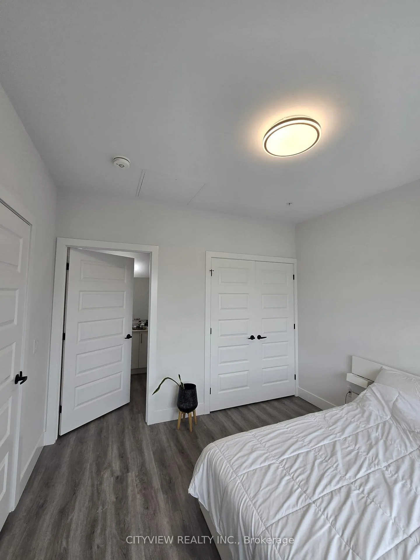 Photo 8 of Unit 609, 1000 Lackner Pl, Kitchener — HOMEH