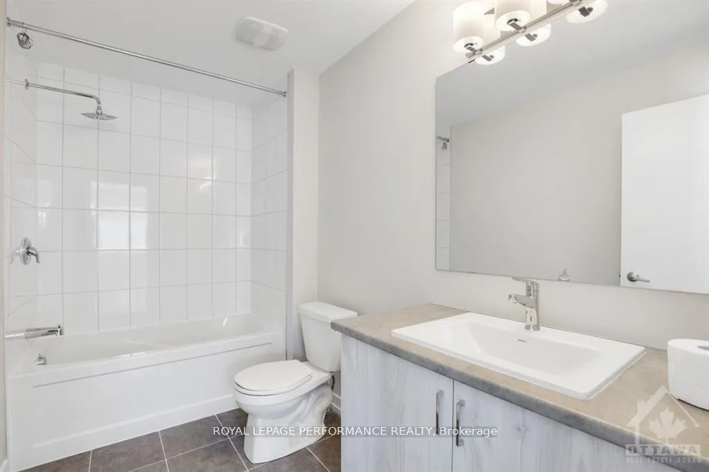 Photo 20 of 522 Oldenburg Avenue, Ottawa, Btwn Franktown Rd. & Fallowfield Rd. — HOMEH