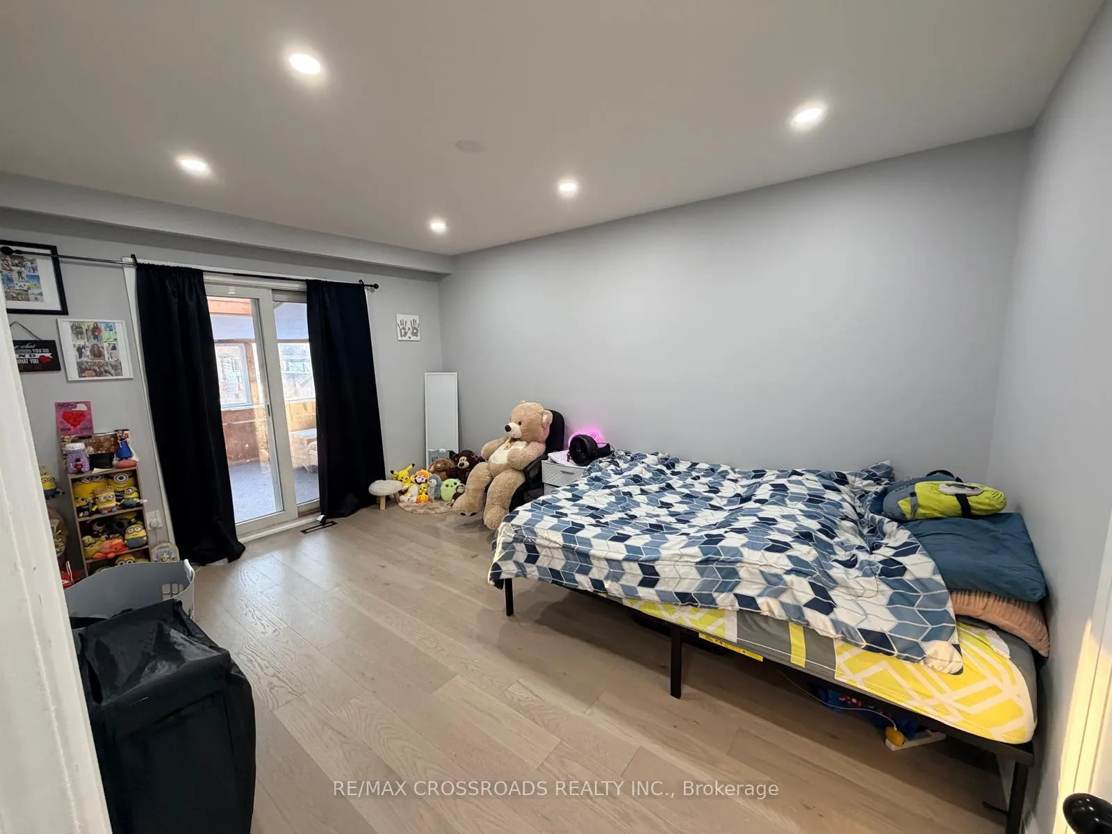 Photo 8 of 804 Fairview Avenue, Pickering, Bay Ridges — HOMEH