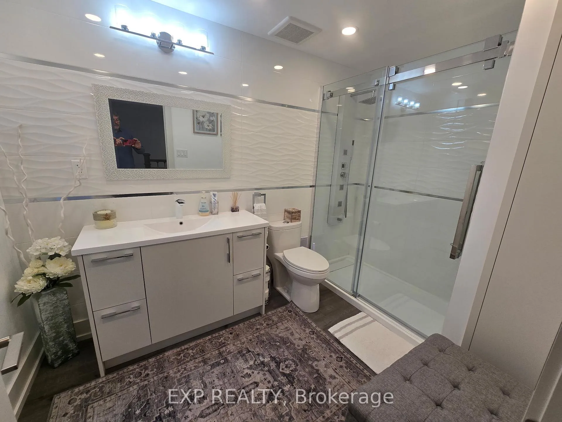 Photo 7 of 4355 Simcoe Street, Niagara Falls, Downtown — HOMEH