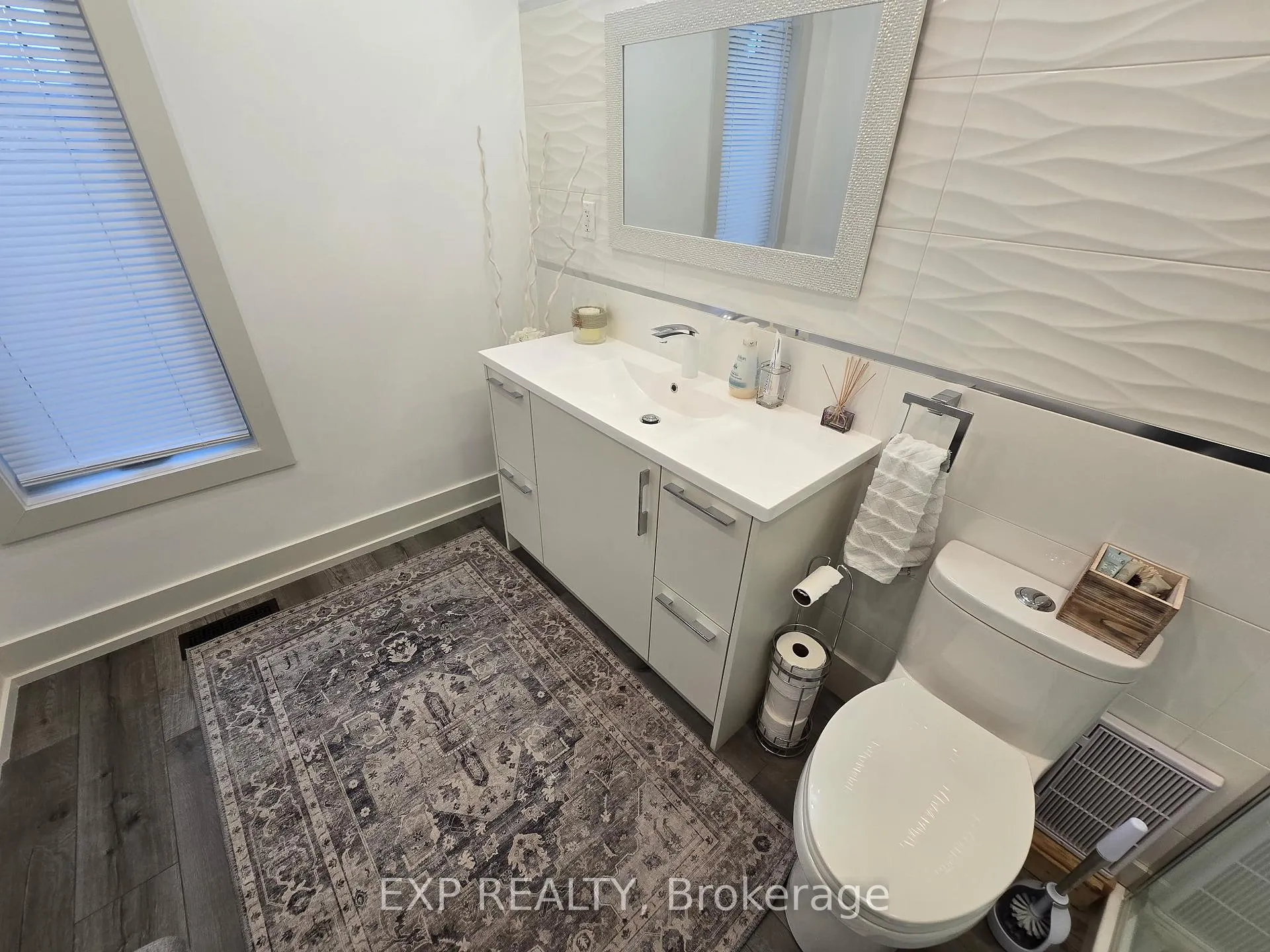 Photo 15 of 4355 Simcoe Street, Niagara Falls, Downtown — HOMEH