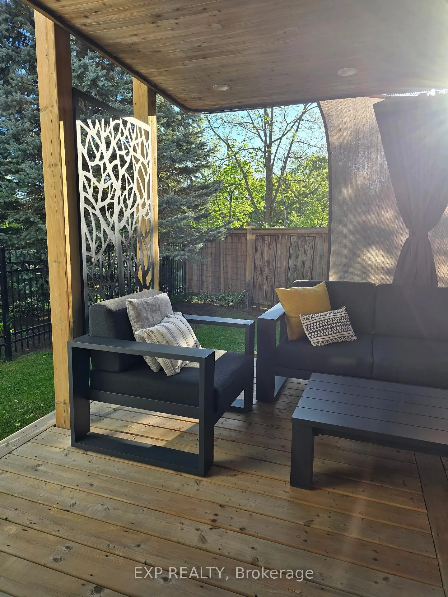 Photo 21 of 4355 Simcoe Street, Niagara Falls, Downtown — HOMEH