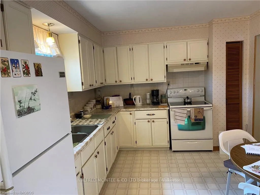 Photo 14 of 512 21ST Avenue, Hanover — HOMEH