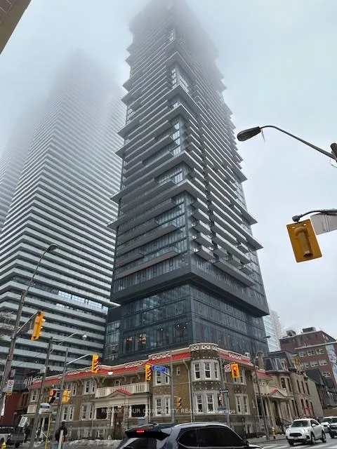 Front of Unit 2908, 634 Church Street