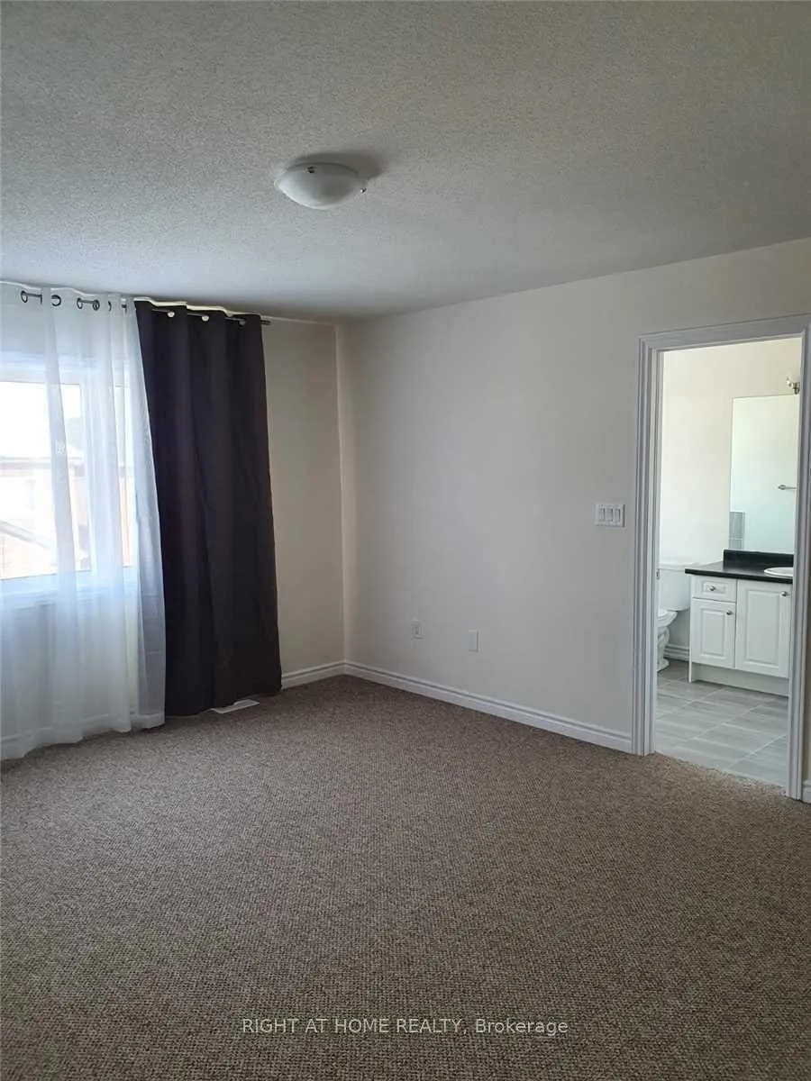Photo 6 of 2280 Grainger Loop, Innisfil, Alcona — HOMEH