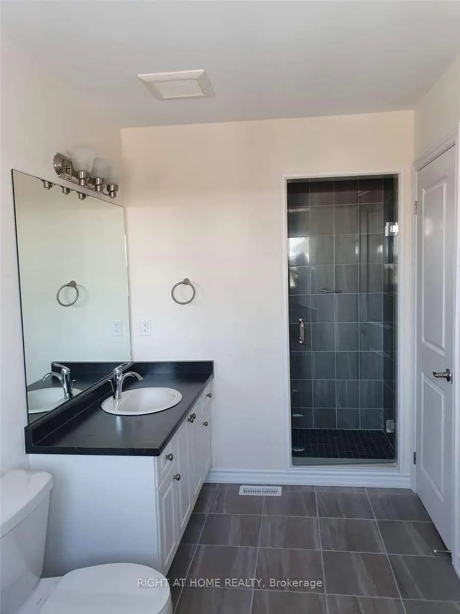 Photo 8 of 2280 Grainger Loop, Innisfil, Alcona — HOMEH