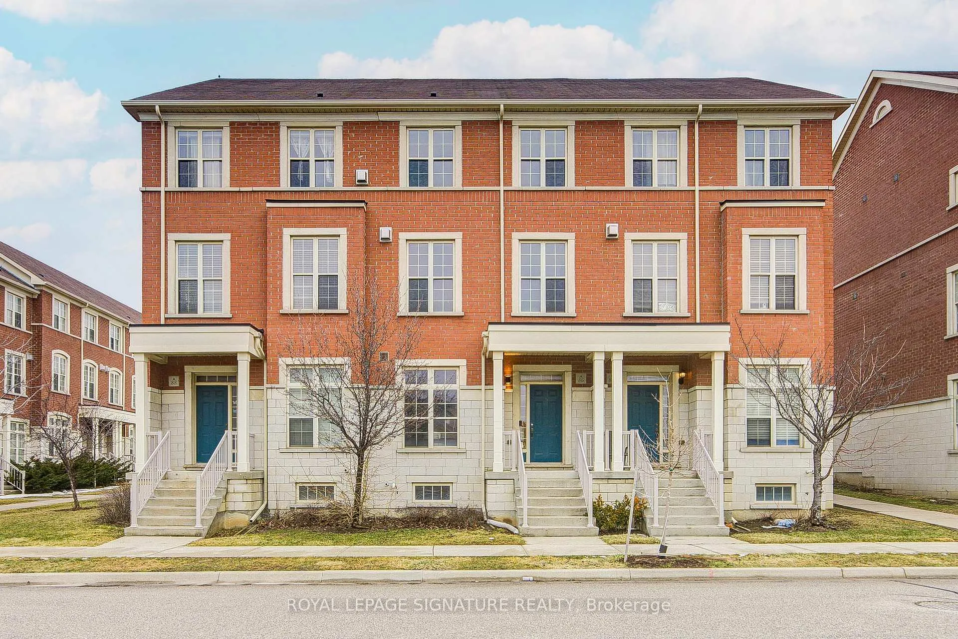 Photo 2 of 86 Donald Buttress Boulevard W, Markham, Cathedraltown — HOMEH