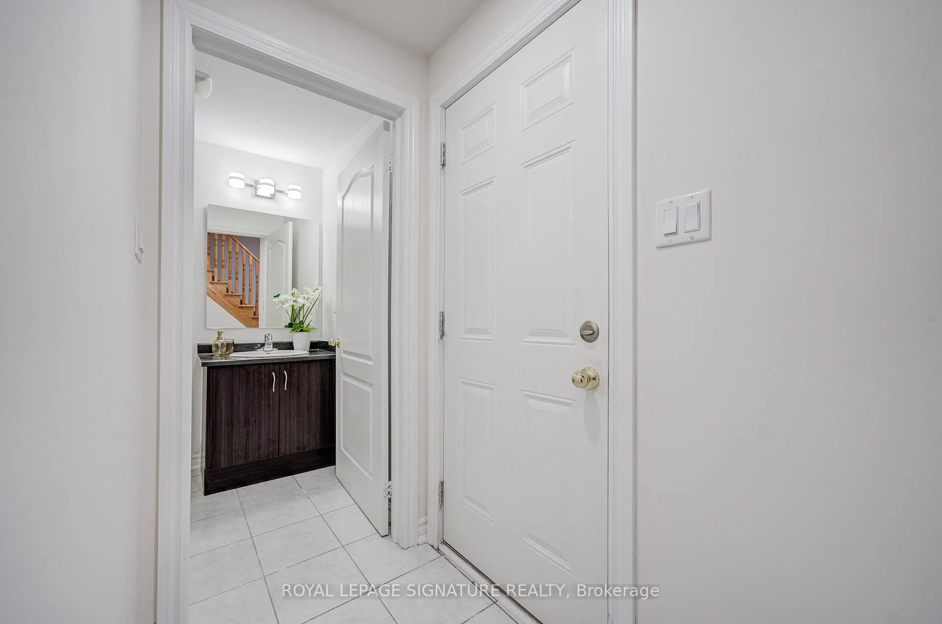 Photo 9 of 86 Donald Buttress Boulevard W, Markham, Cathedraltown — HOMEH