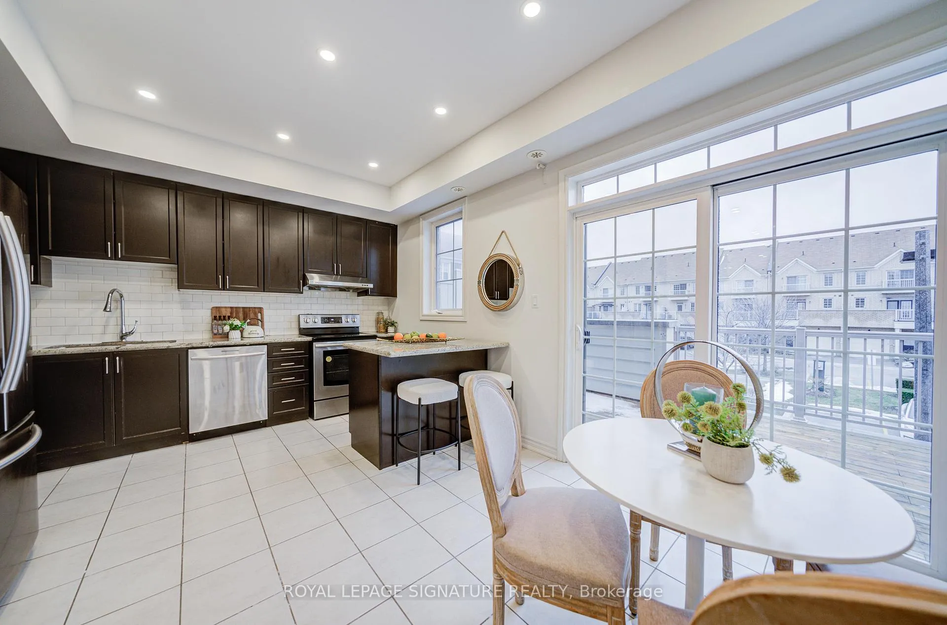 Photo 24 of 86 Donald Buttress Boulevard W, Markham, Cathedraltown — HOMEH