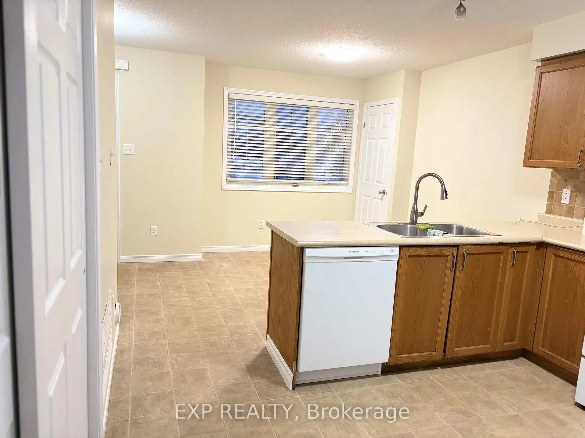 Photo 10 of Unit 12A, 50 Howe Drive, Kitchener — HOMEH