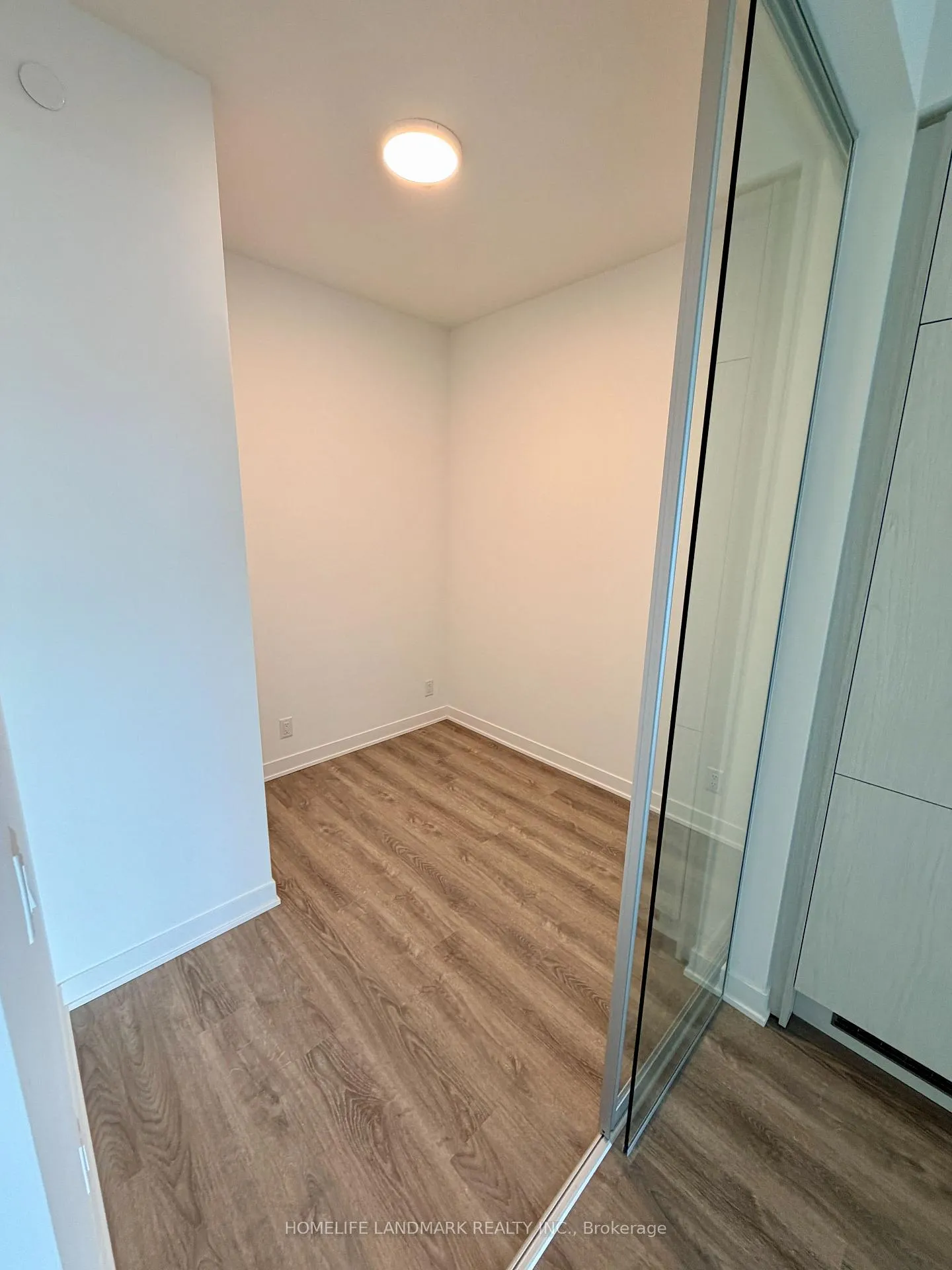 Photo 5 of Unit 3208, 180 Front Street E, Toronto, Moss Park — HOMEH