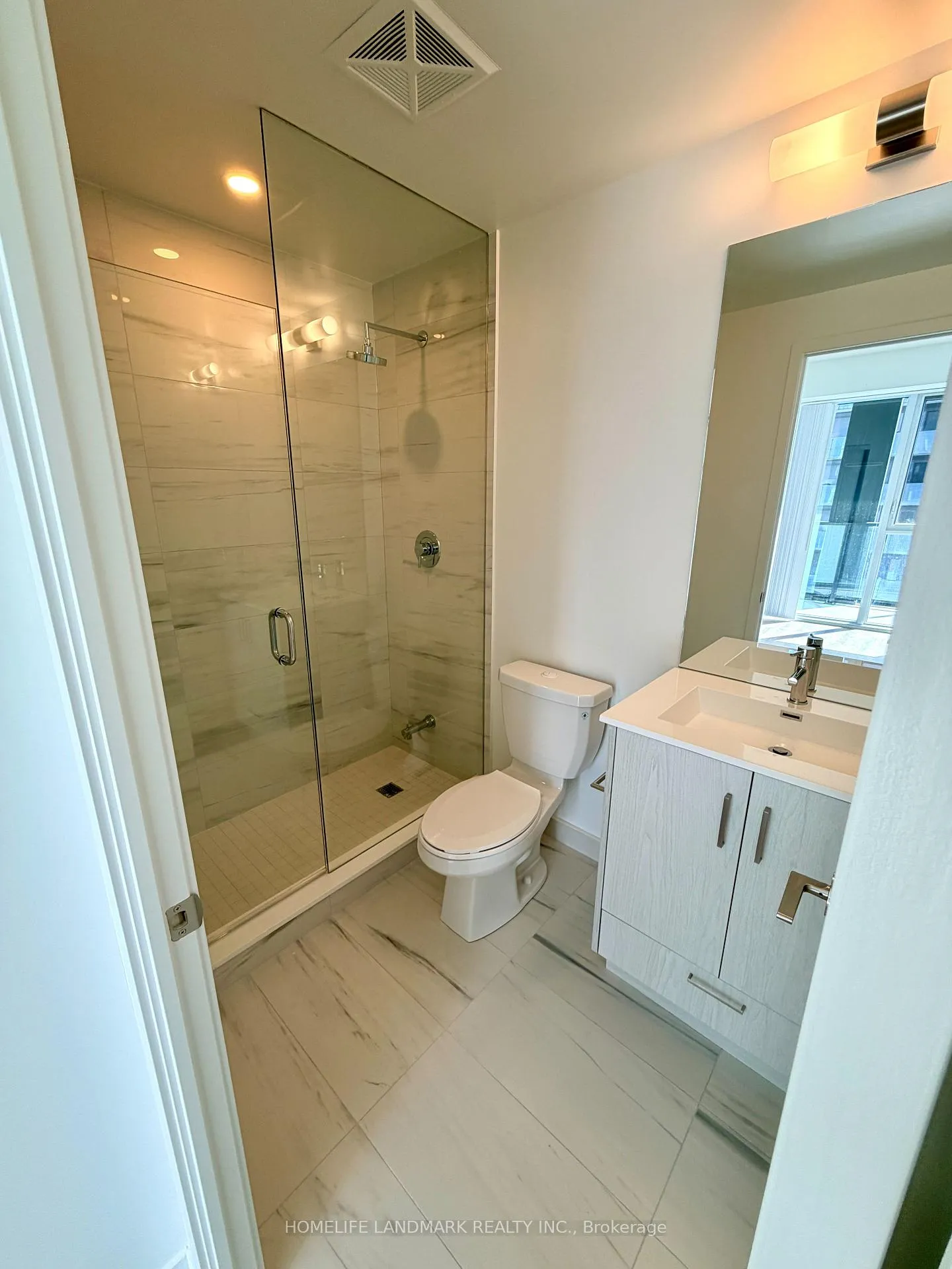 Photo 7 of Unit 3208, 180 Front Street E, Toronto, Moss Park — HOMEH