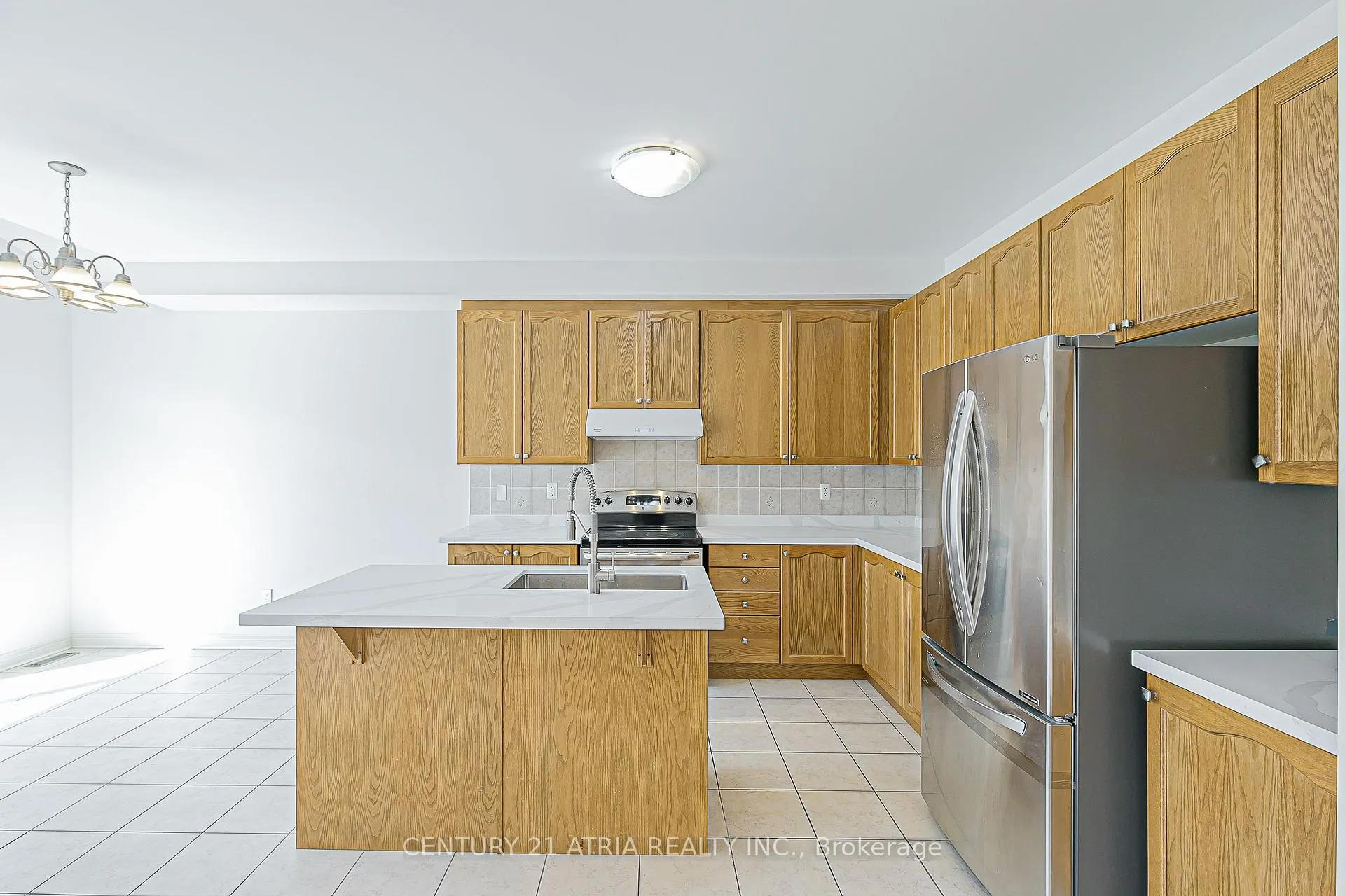 Photo 11 of 32 Silkgrove Terrace, Markham, Wismer — HOMEH