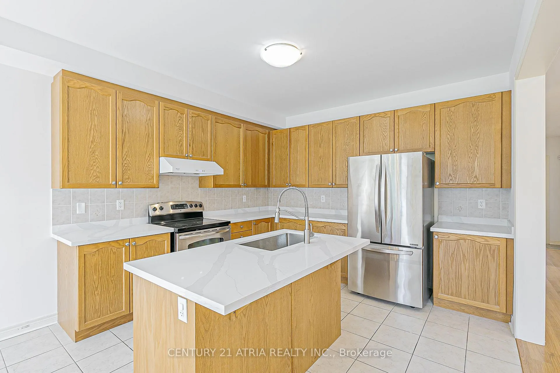 Photo 16 of 32 Silkgrove Terrace, Markham, Wismer — HOMEH