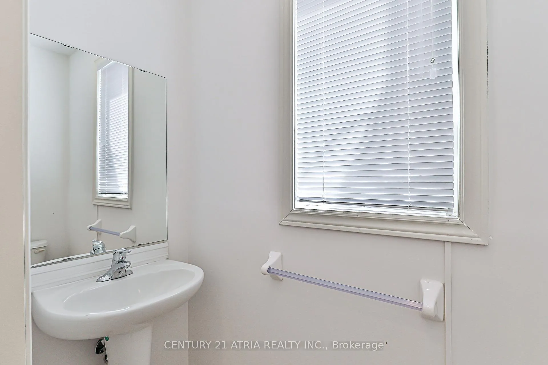 Photo 20 of 32 Silkgrove Terrace, Markham, Wismer — HOMEH