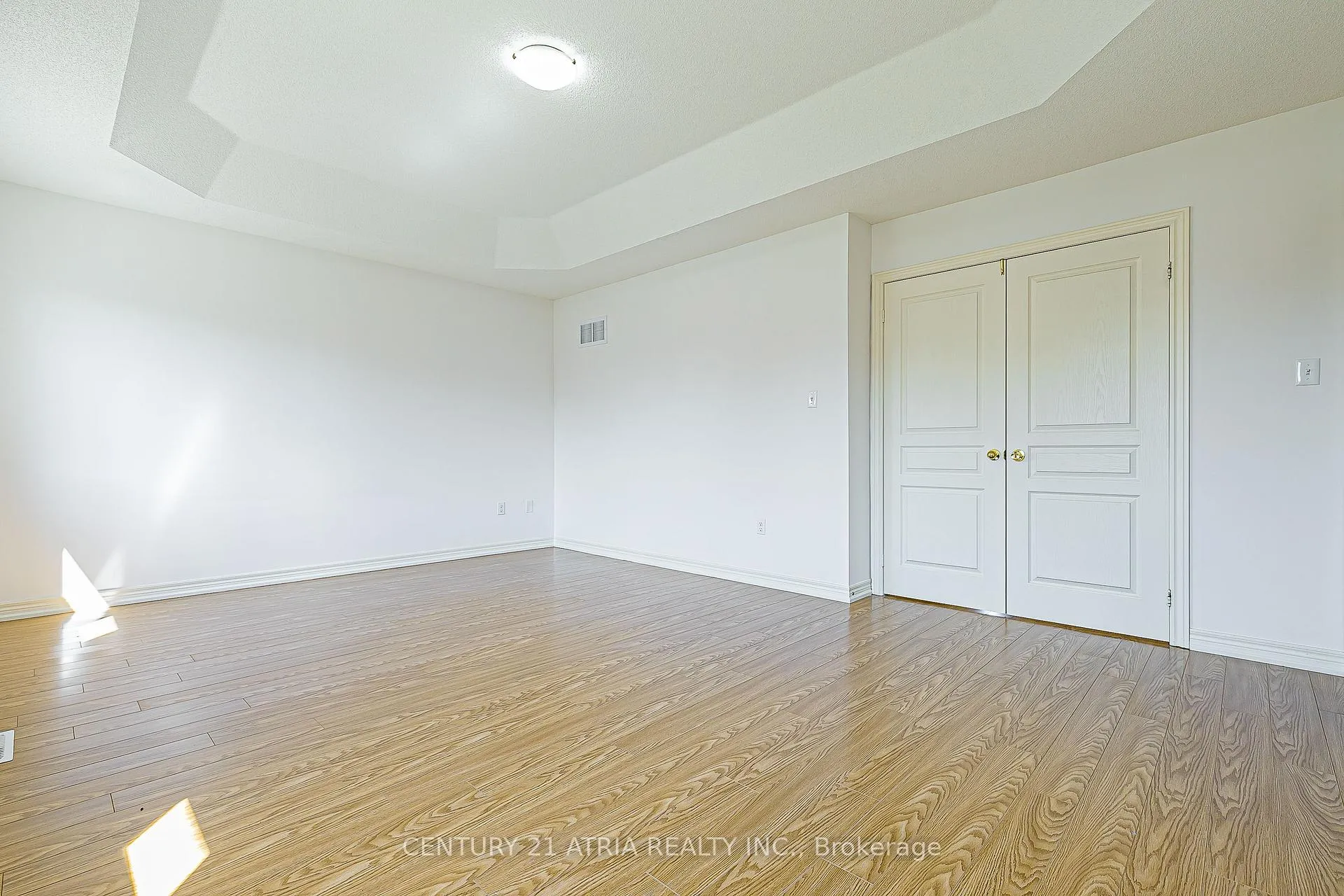 Photo 22 of 32 Silkgrove Terrace, Markham, Wismer — HOMEH