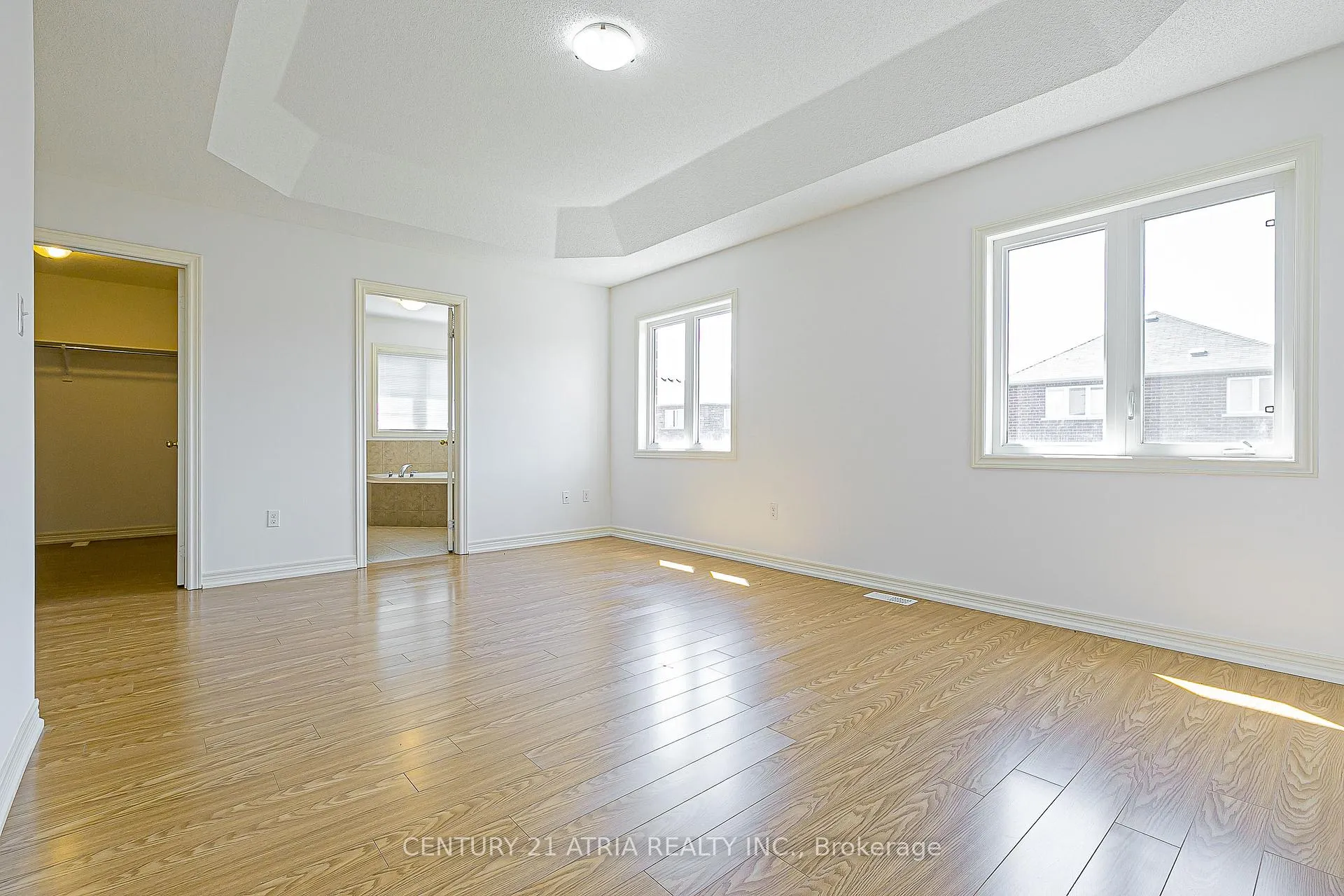Photo 24 of 32 Silkgrove Terrace, Markham, Wismer — HOMEH