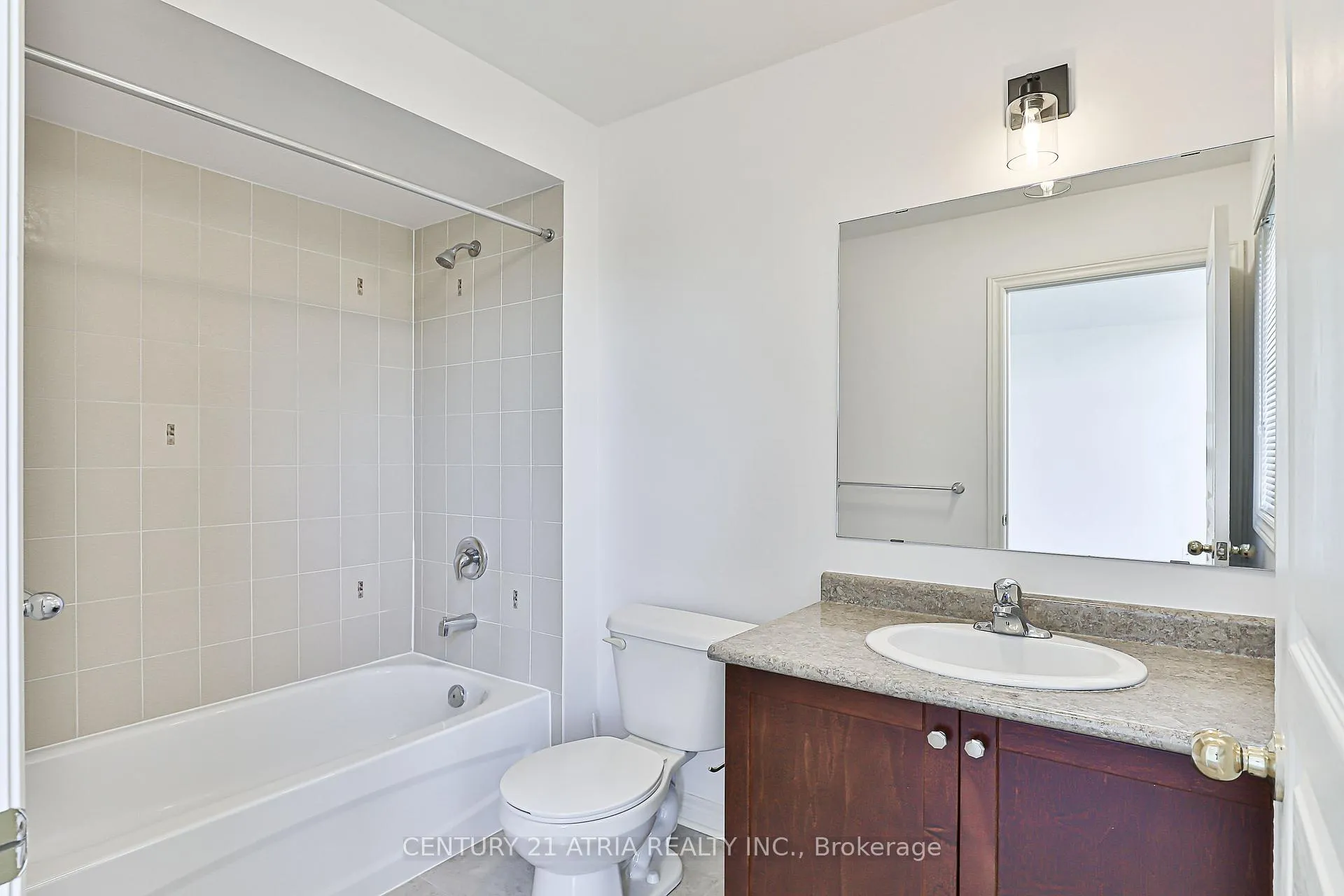 Photo 33 of 32 Silkgrove Terrace, Markham, Wismer — HOMEH
