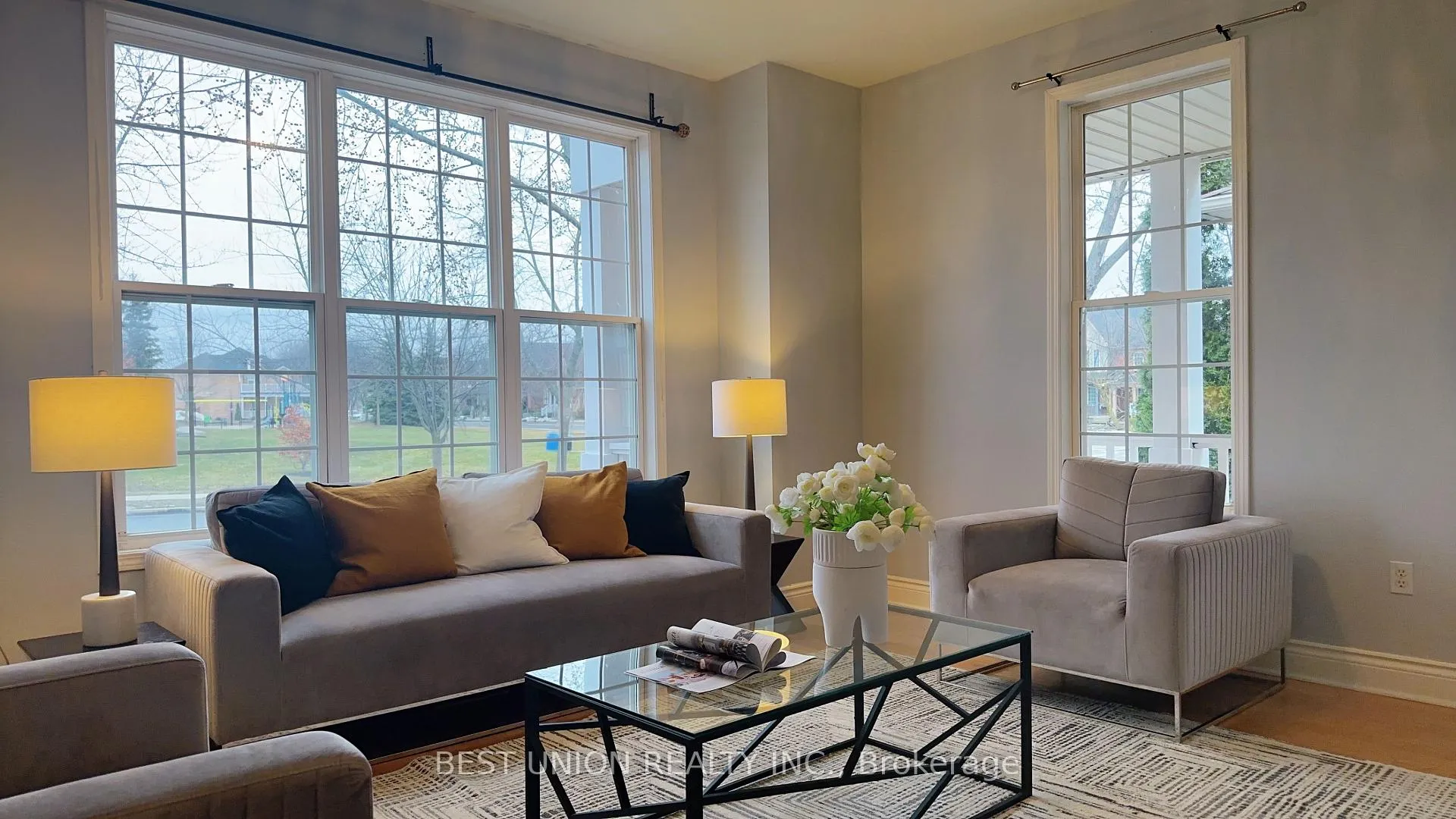 Photo 3 of 320 Country Glen Road, Markham, Cornell — HOMEH