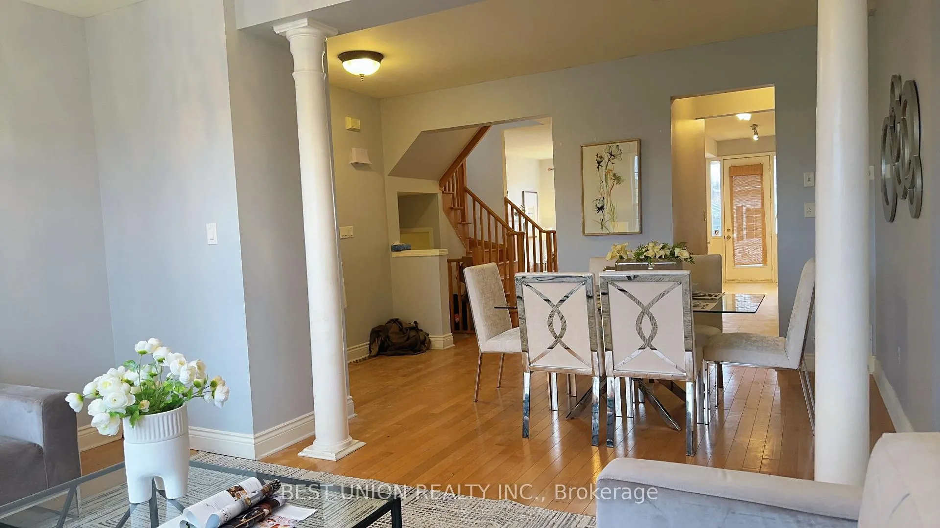 Photo 5 of 320 Country Glen Road, Markham, Cornell — HOMEH