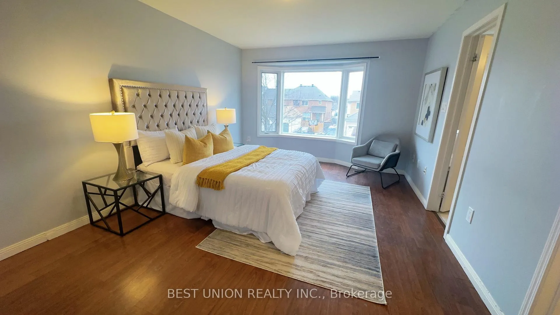 Photo 11 of 320 Country Glen Road, Markham, Cornell — HOMEH