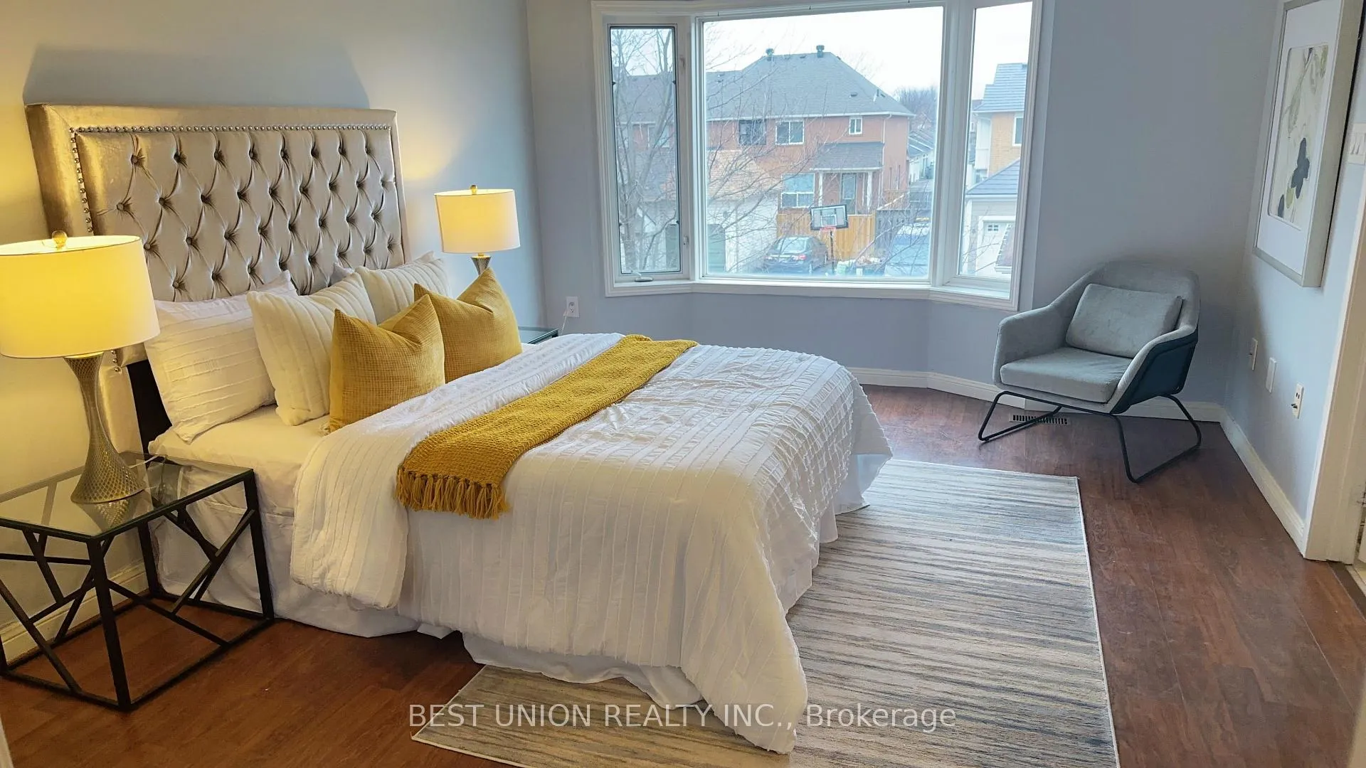 Photo 12 of 320 Country Glen Road, Markham, Cornell — HOMEH